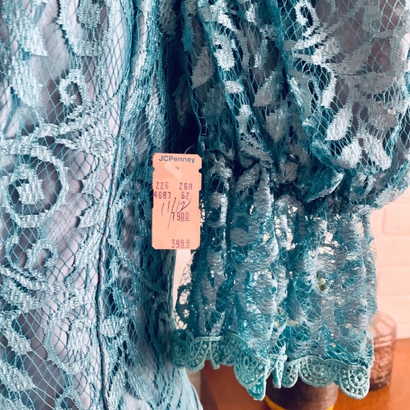 70s Lace Dress made in US by JC Penney - Picture 5 of 9